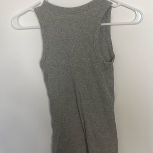 Gray tank top